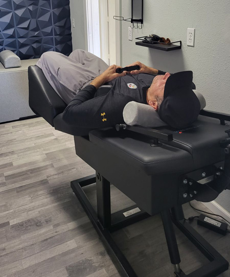 Spine Decompression Table Services at Reform Chiropractic